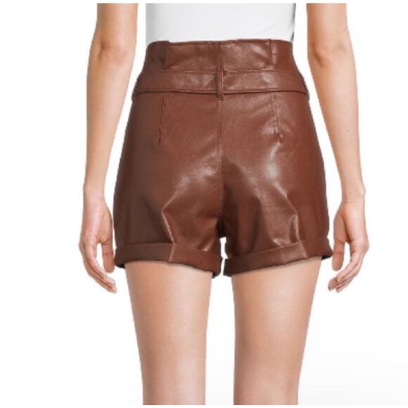 Madden NYC faux leather belted shorts ⭐️ - Picture 3 of 7